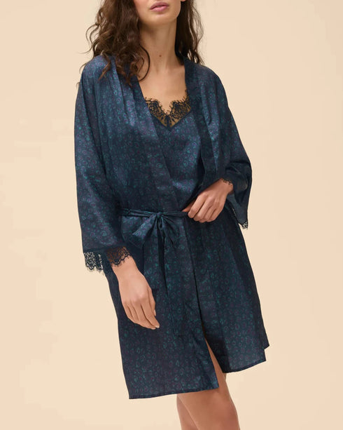 Kimono Violett SATIN SECRETS SIMONE PÉRÈLE